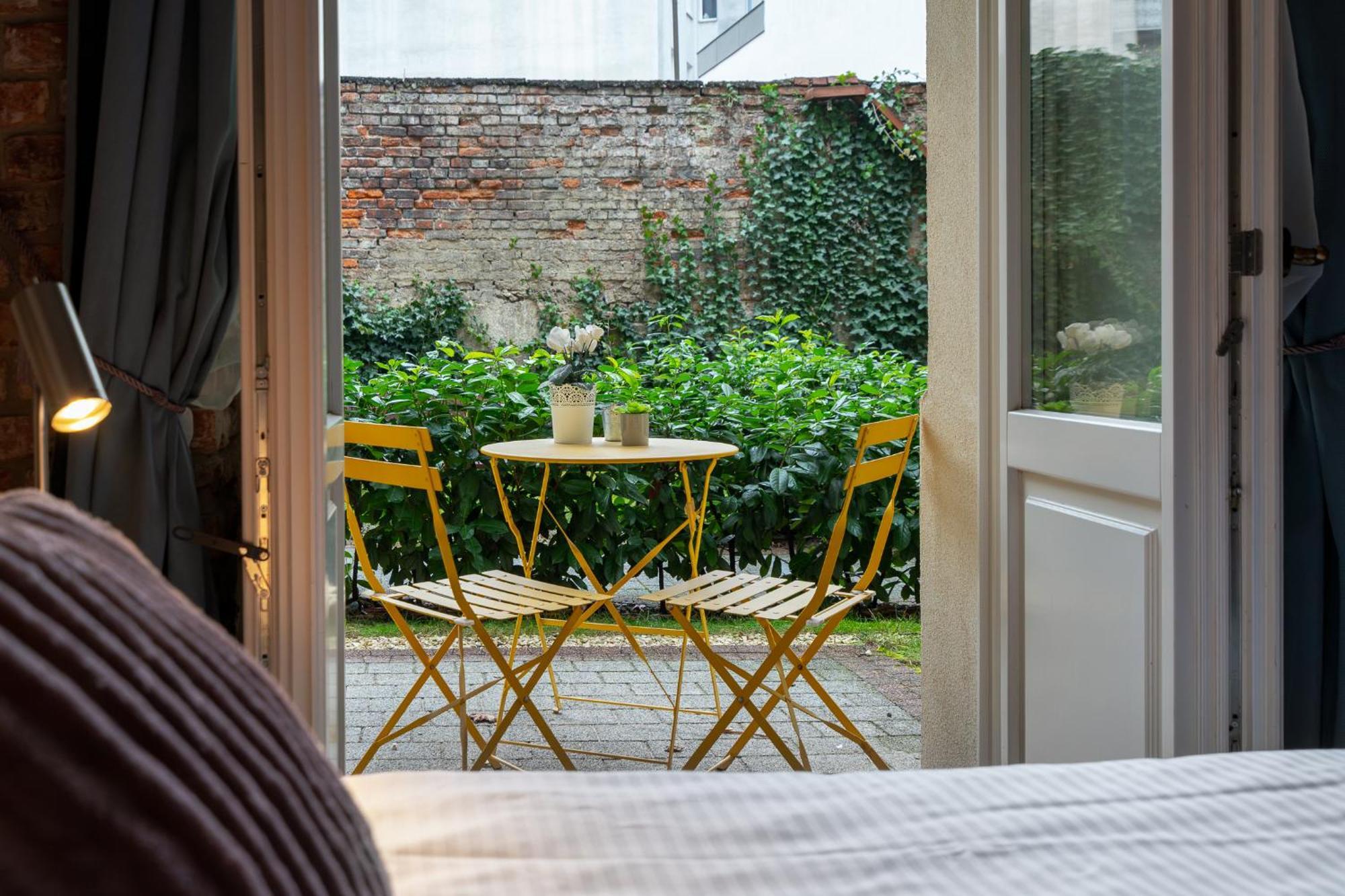 Cozy Apartment In Old Town Krasków Εξωτερικό φωτογραφία